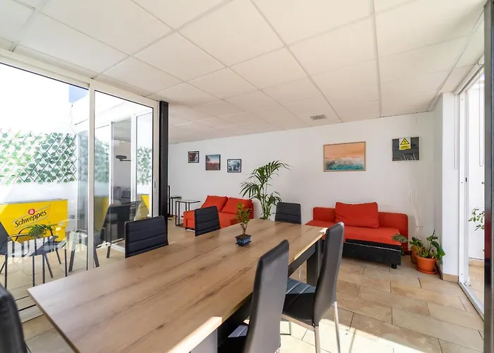 Un Lugar House Canteras - Coliving *